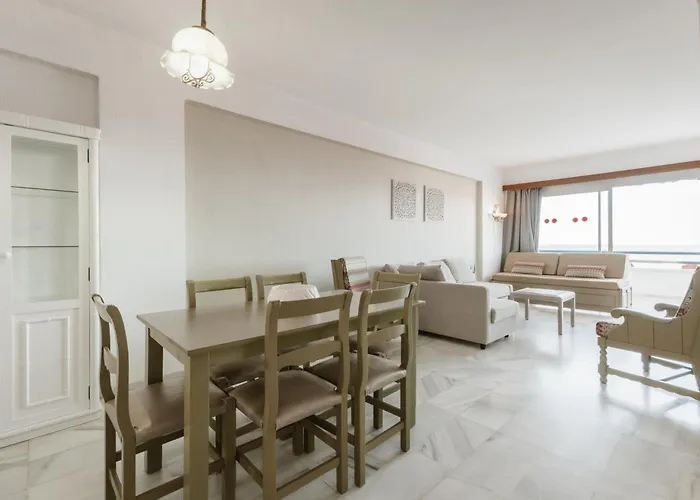 Апартаменти Club Atlantis Ocean View