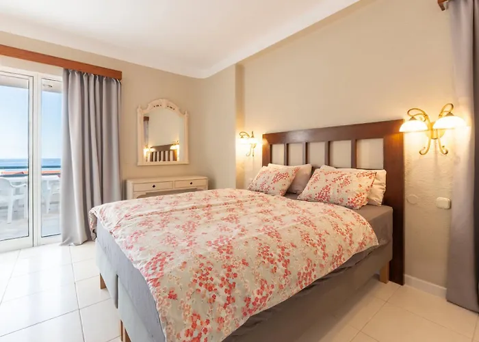 Club Atlantis Ocean View Апартаменти Адехе