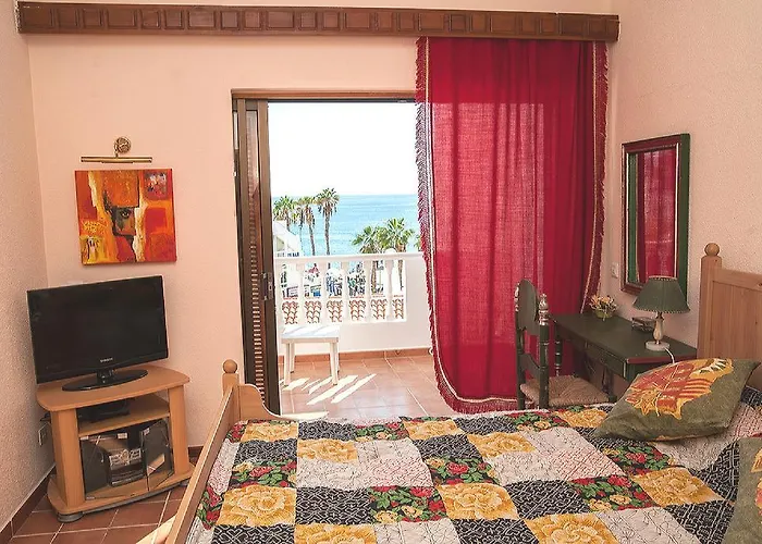 Club Atlantis Ocean View Апартаменти